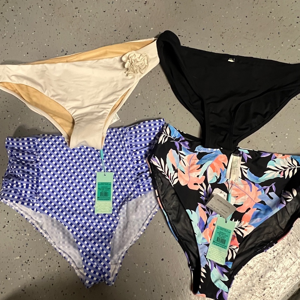 Sea Level Australia Swim wear women’s size 10 - bundle of four